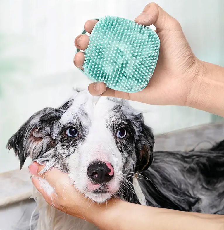 Pet Shower Massage Brush – Silicone Bath Grooming Glove for Dogs & Cats